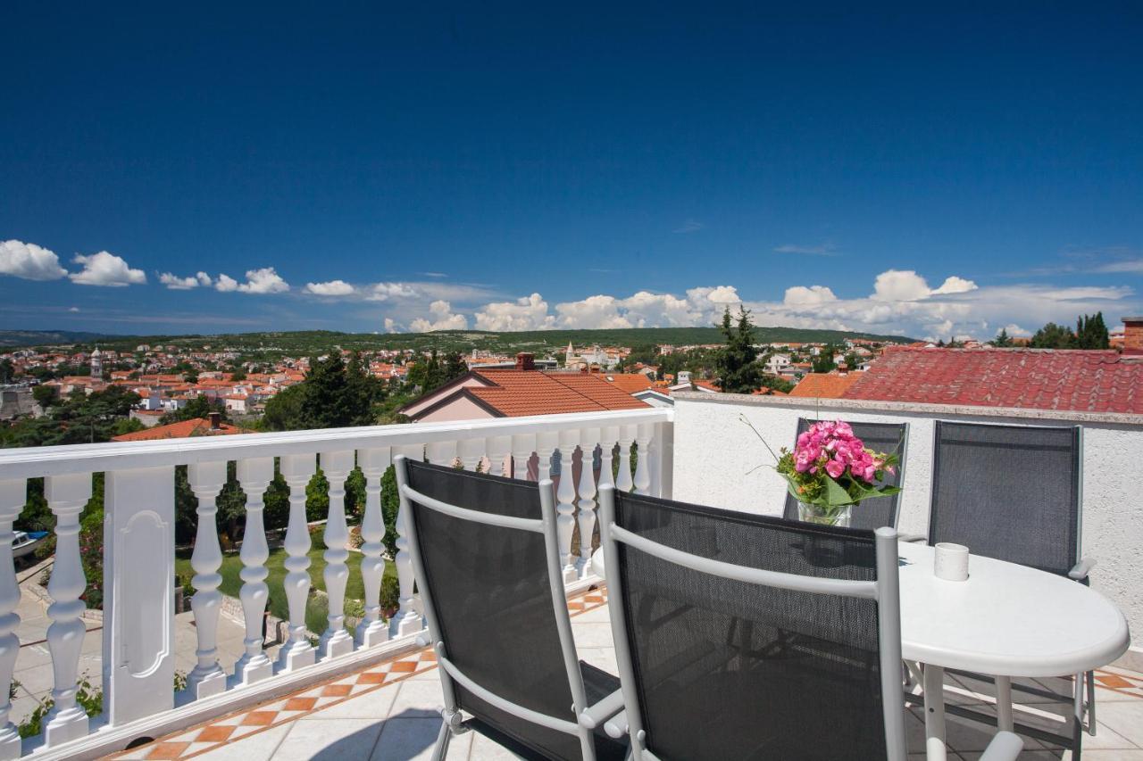 Apartments Dino Кърк Екстериор снимка
